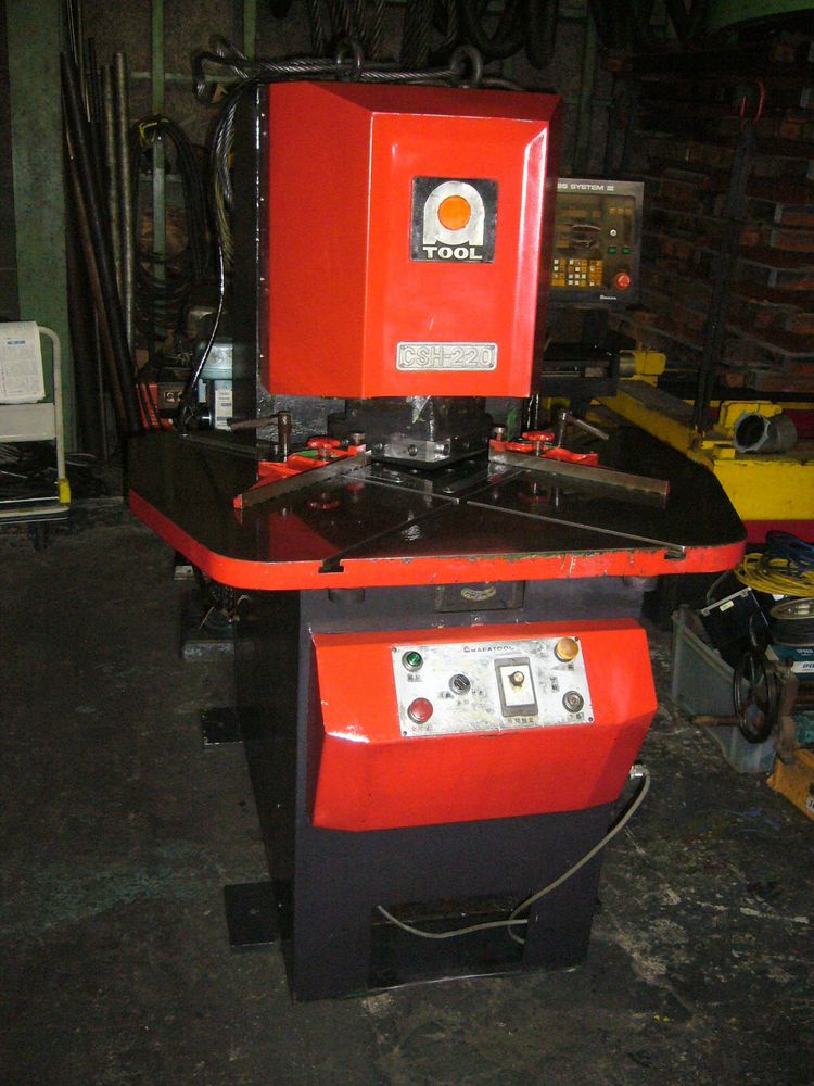 コーナーシャー CSH-220